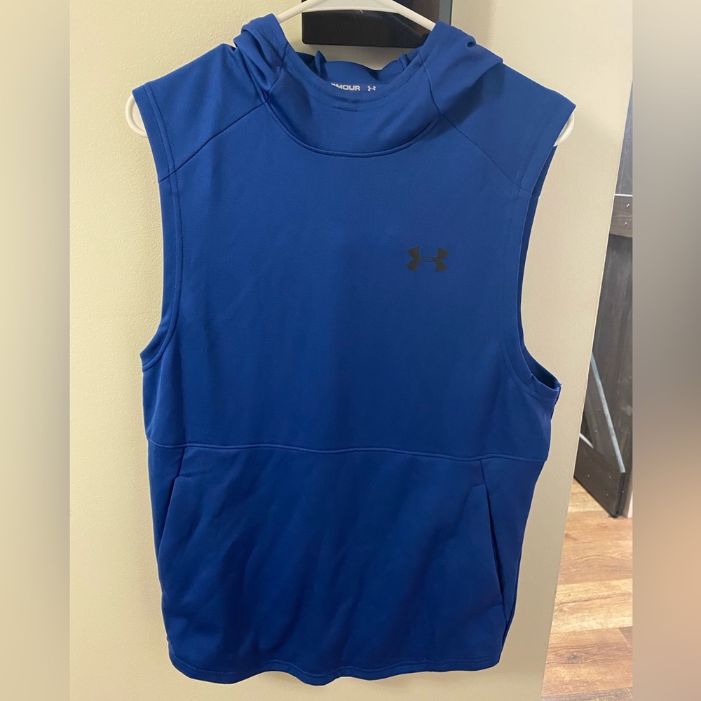 Men’s Under Armour pullover vest in Blue, worn once